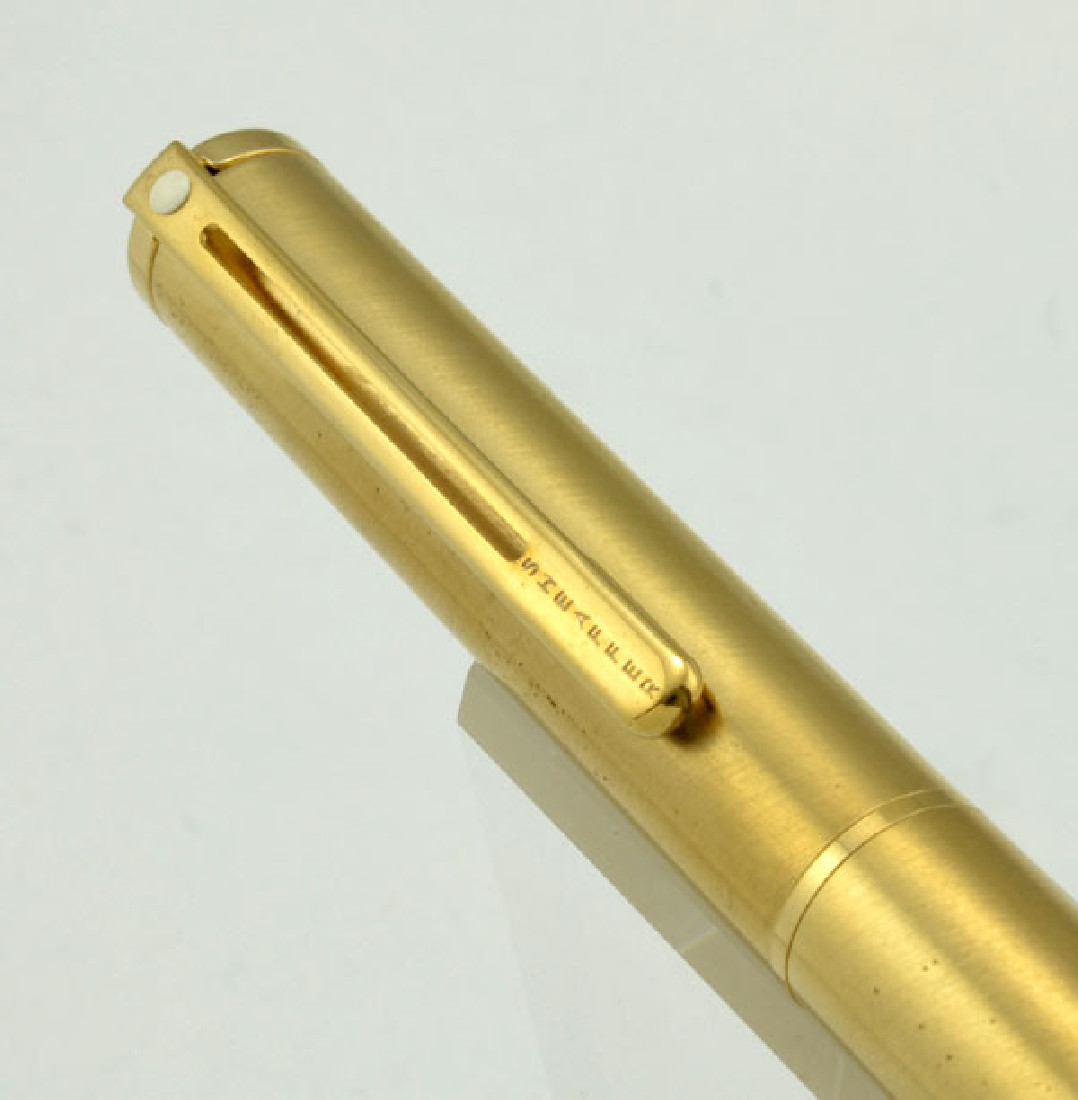 Sheaffer Agio Gold Brushed with 22K trims Fountain Pen