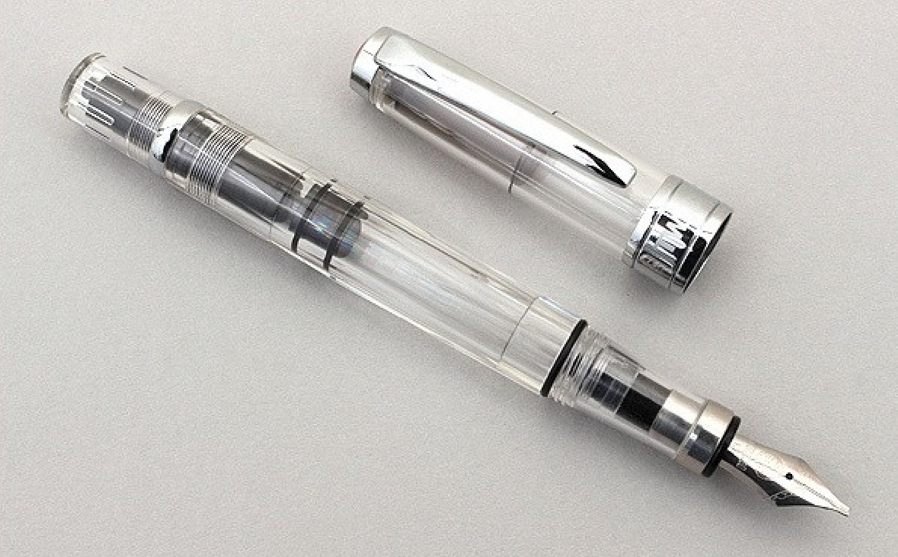 TWSBI Diamond 580 clear Fountain Pen Italic Stub 1.1 or 1,5