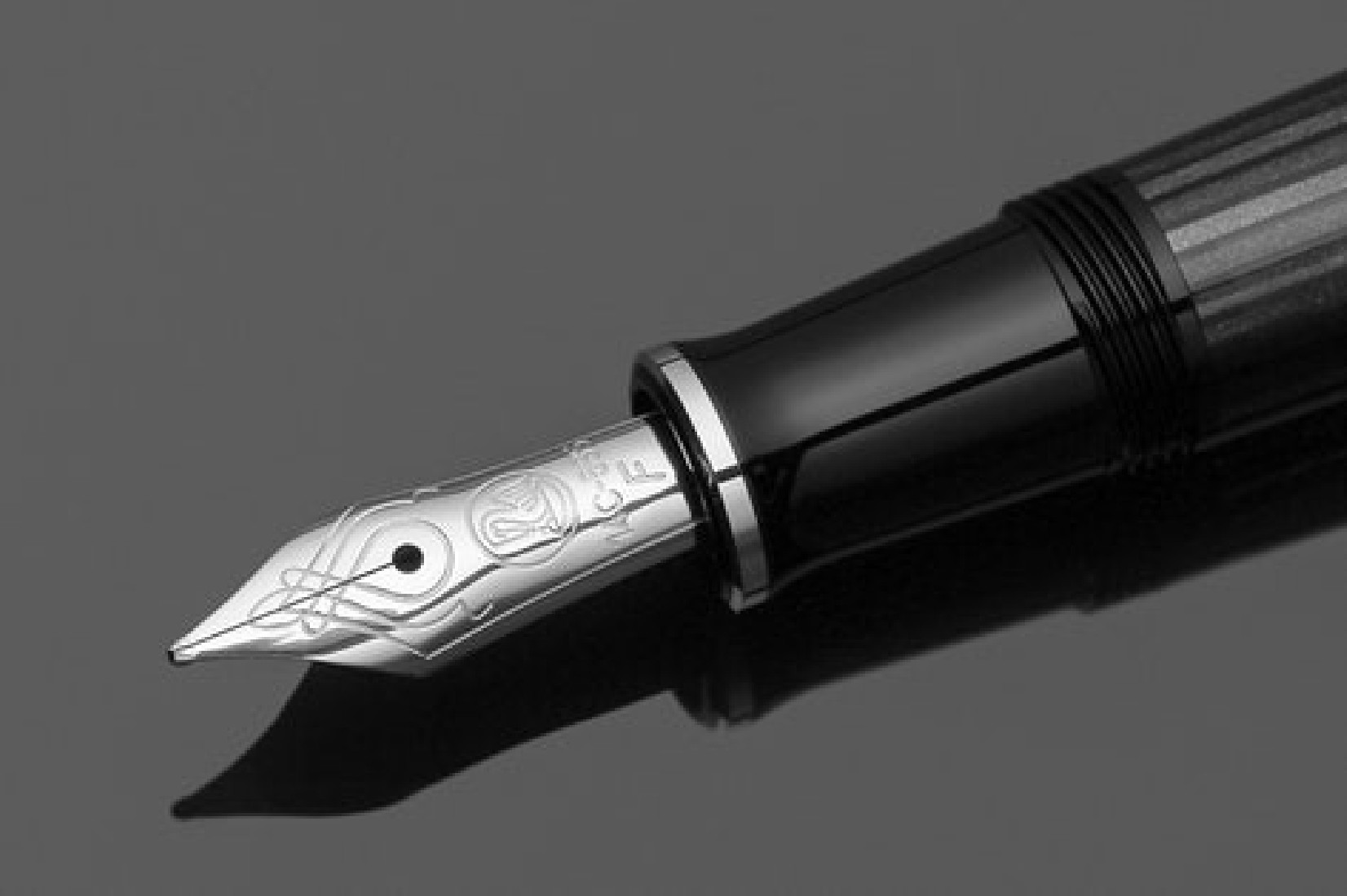 Pelikan Souveran M405 Stresemann Fountain Pen Fine/Medium/Broad nib