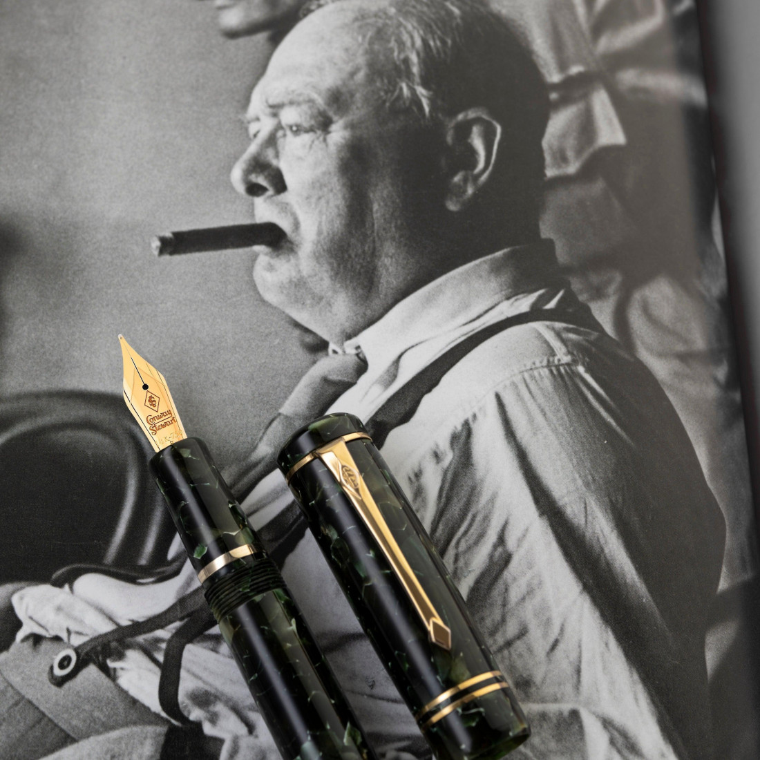 Conway Stewart Winston Classic Green Fountain  Pen