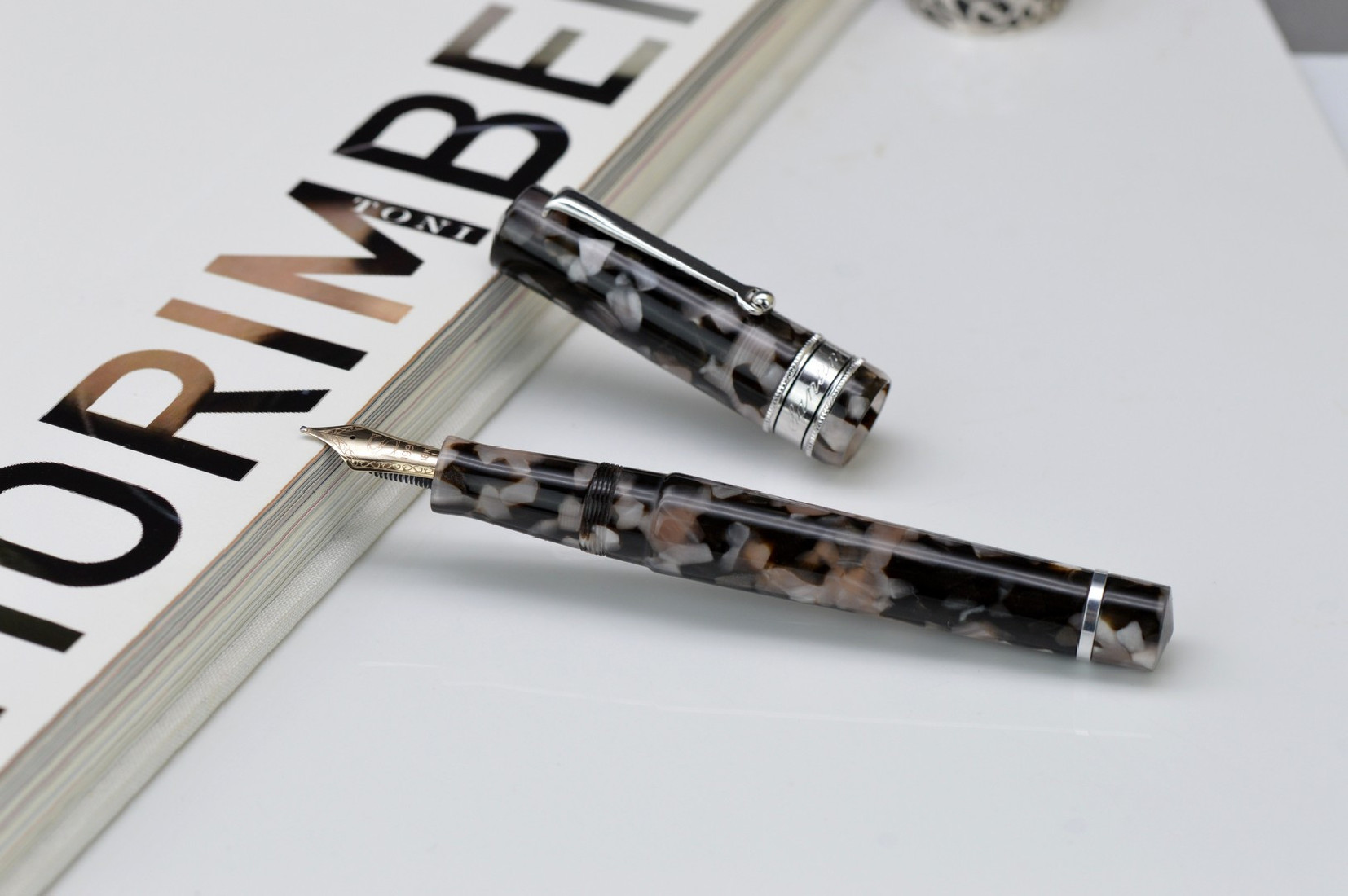 Santini Italia Libra Chess RT 18k piston filler pen with ebonite feeder and Architect nib