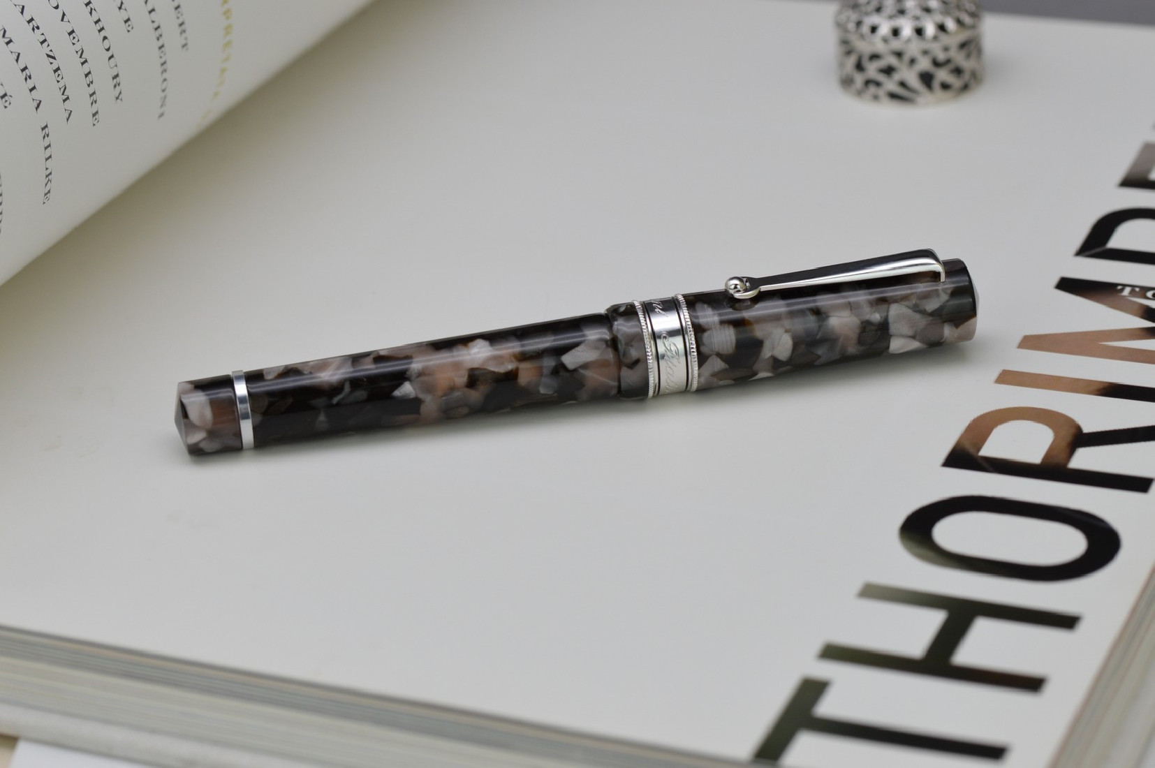 Santini Italia Libra Chess RT 14k piston filler pen with ebonite feeder pen