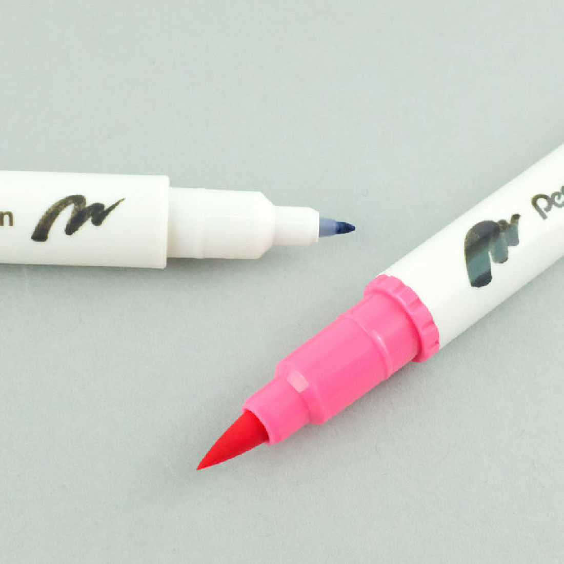 Pentel Brush Sign Pen Twin T112 Light Grey