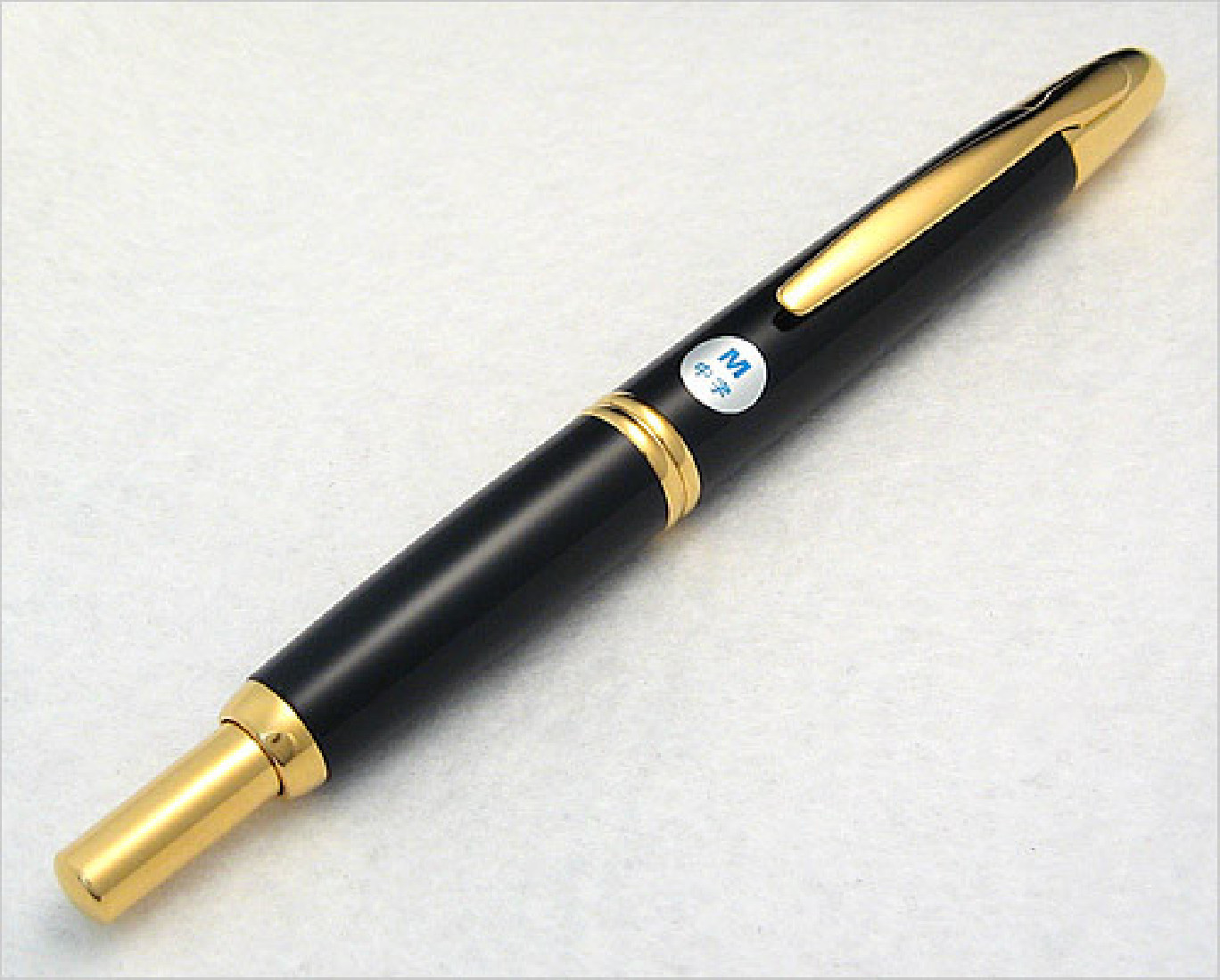 Pilot Capless (Vanishing point) Gold Trims Black FC-1500RG Fountain Pen