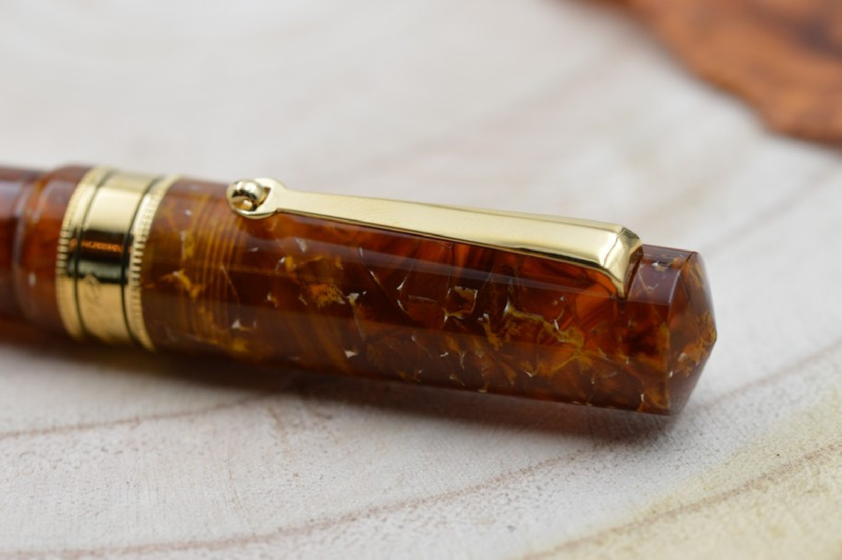 Santini Italia Libra Ambra GP 14k Superflexy Fine nib piston filler pen with ebonite feeder