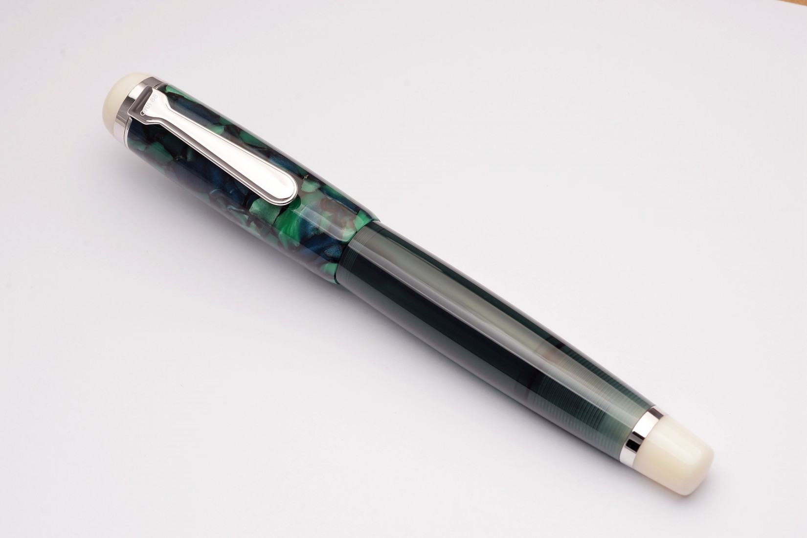 Opus 88 Omar Green Fountain Pen