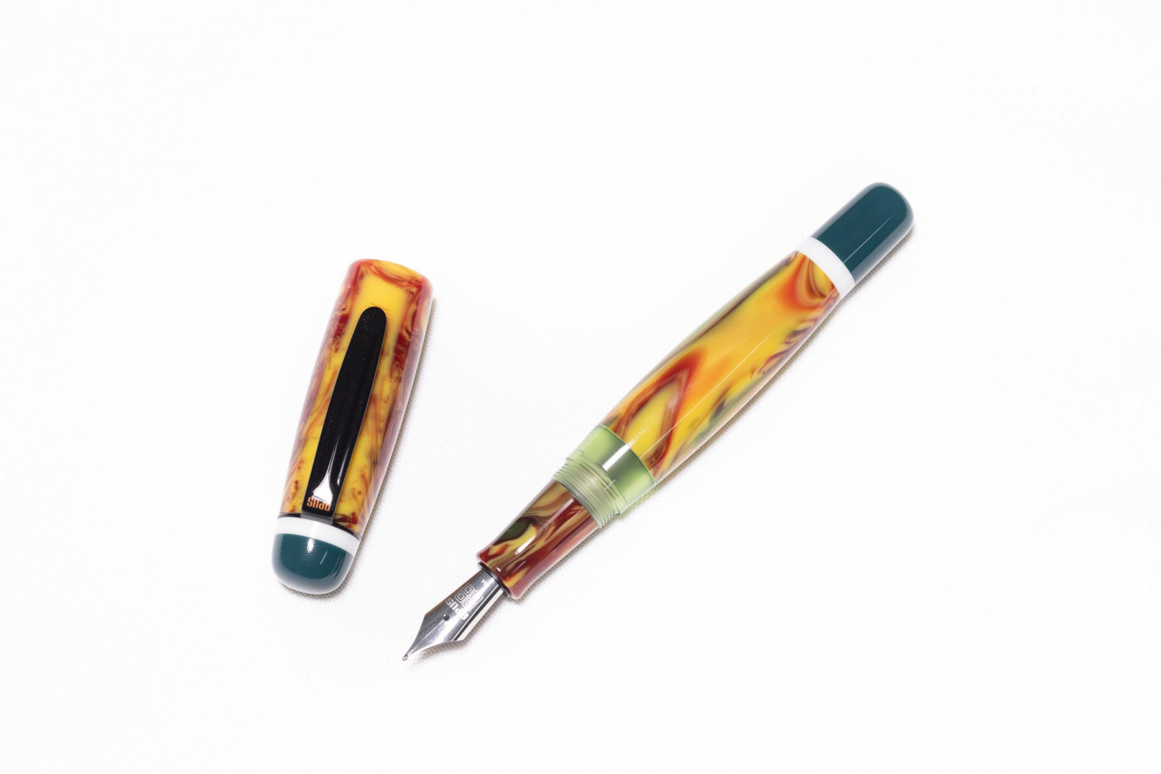 Opus 88 Bela Green Fountain Pen