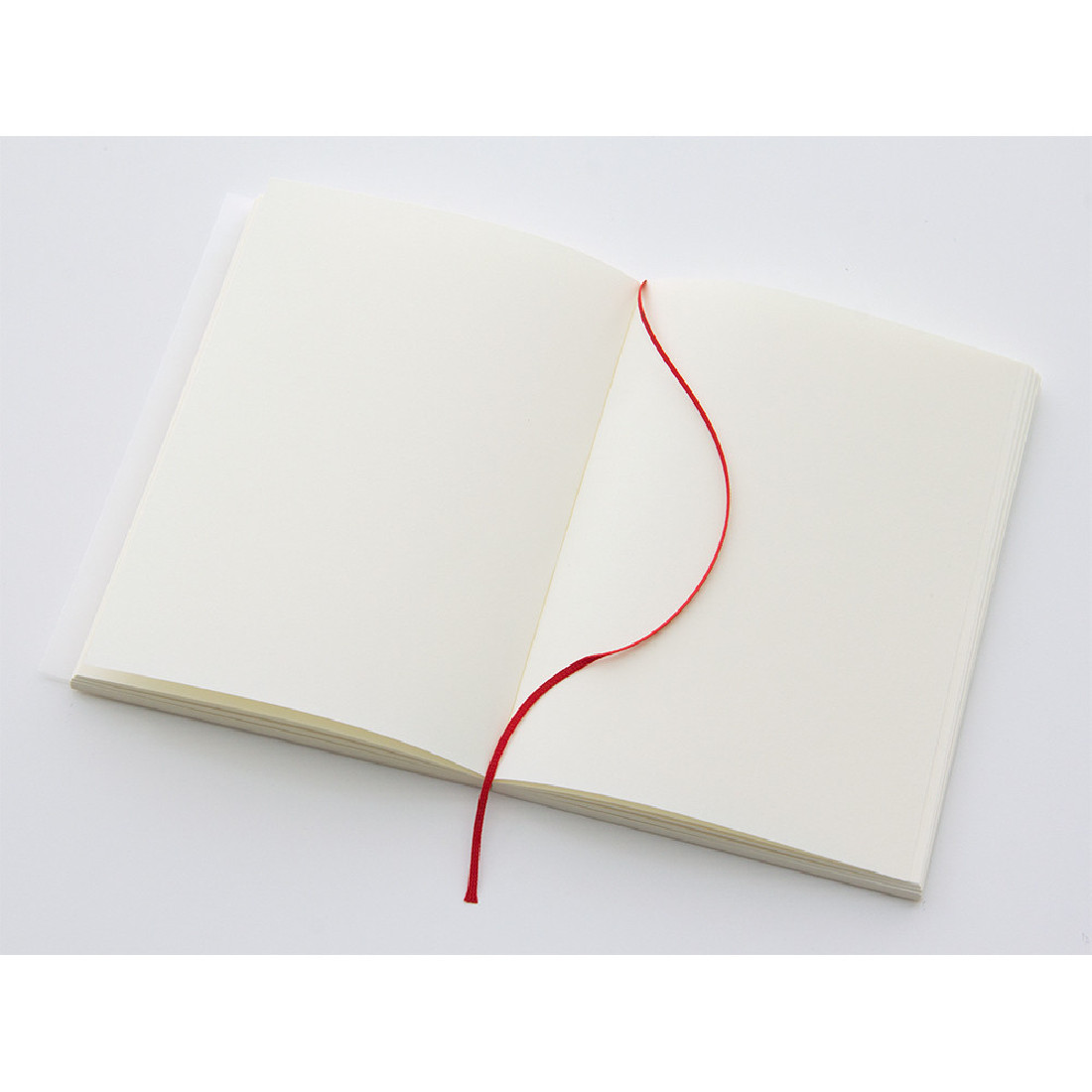 Midori MD Notebook A6 148x105 mm, 176 pages, glassine paper cover, Blank, Bookmark string, Label stickers, Thread-stitched book-binding (15287006)