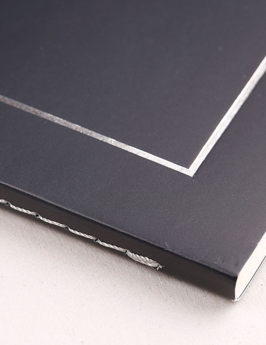 Clairefontaine Rhodia Triomphe Platinum A5 14,8x21cm Black plain, 96 pages, 90gr, ivoire,  Notebook