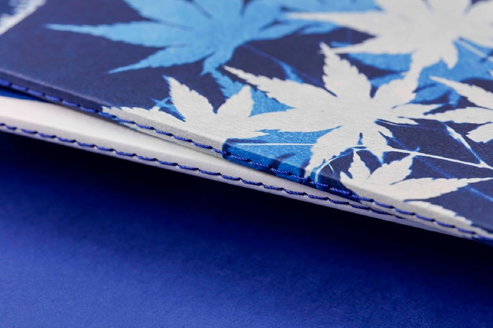Clairefontaine Rhodia 83502C - A Sewn Notebook Floral / Cyanotype patterns - A5 14.8x21 cm 64 Pages Lined White paper 90g - Grain paper - Cyanotype Collection