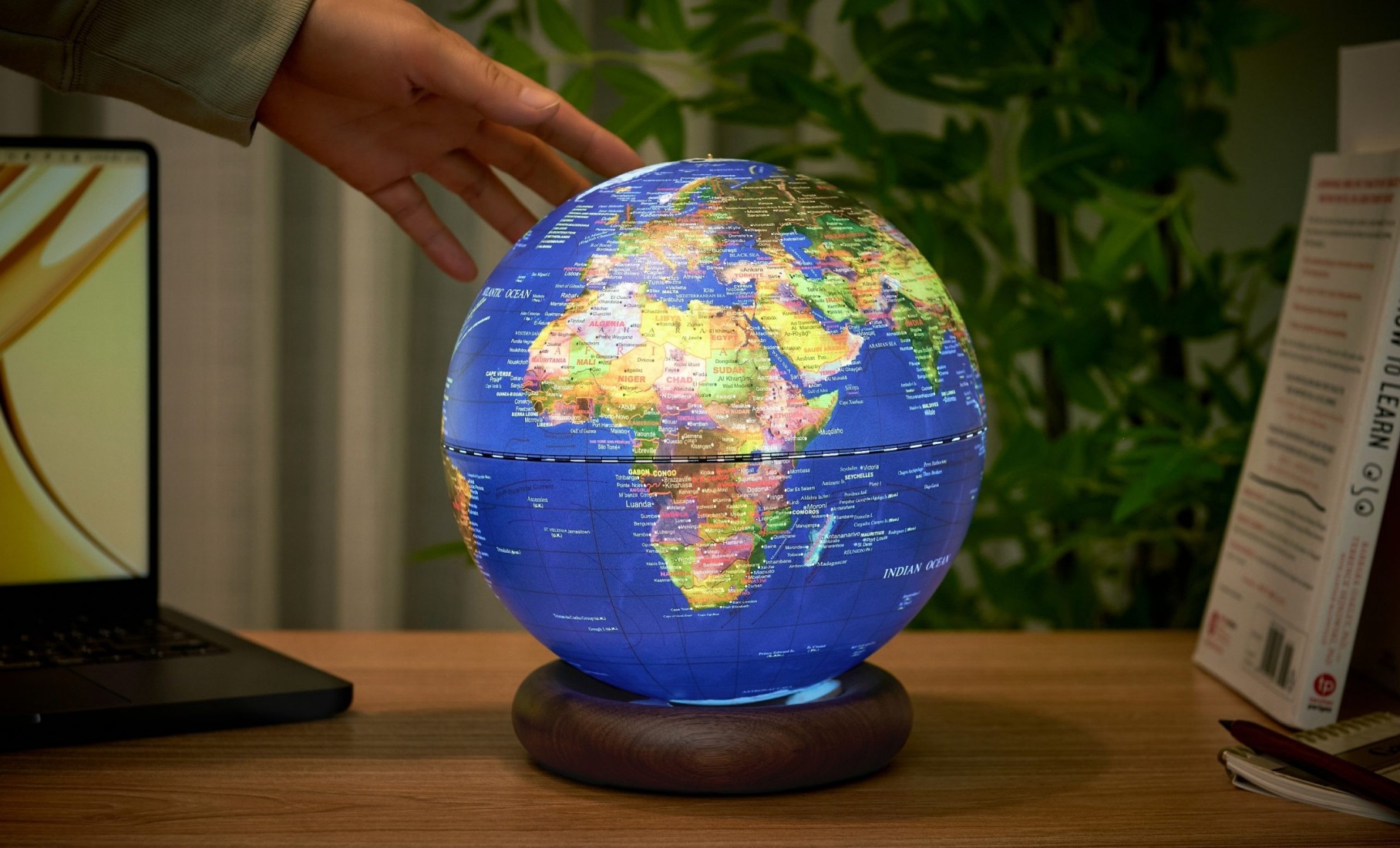 Gingko Atlasglobe Lamp Deep Oceanblue G038L-WT