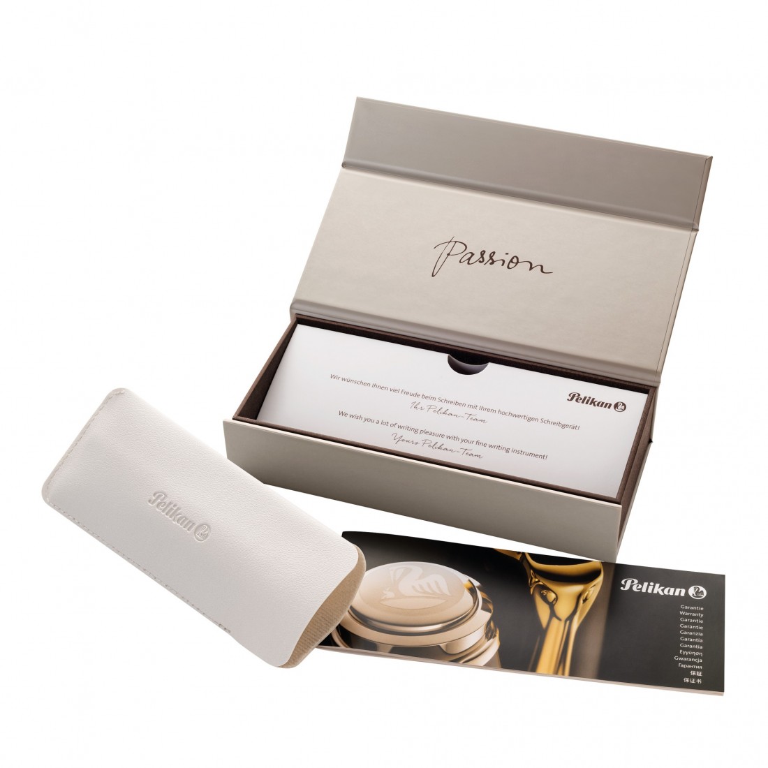 Pelikan Souveran  M800 Cream Blue Special Edition Fountain Pen