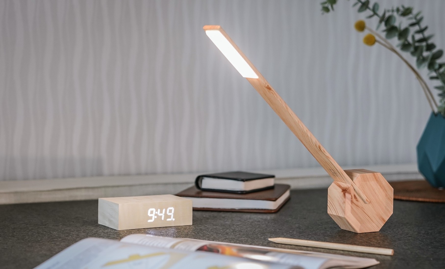Gingko Octagon Desk Light - Maple GK11M18