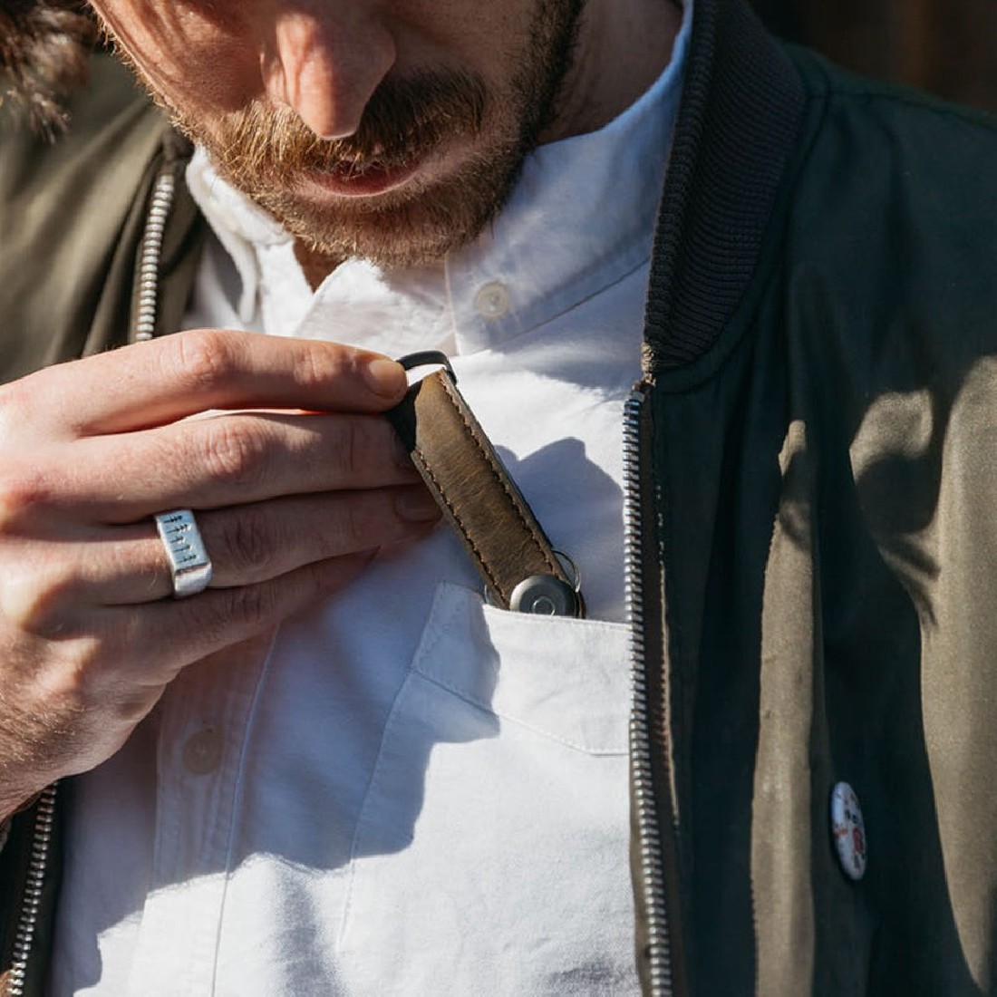 Orbitkey Key Organizer Crazy-Horse Oak Brown with Brown Stiching