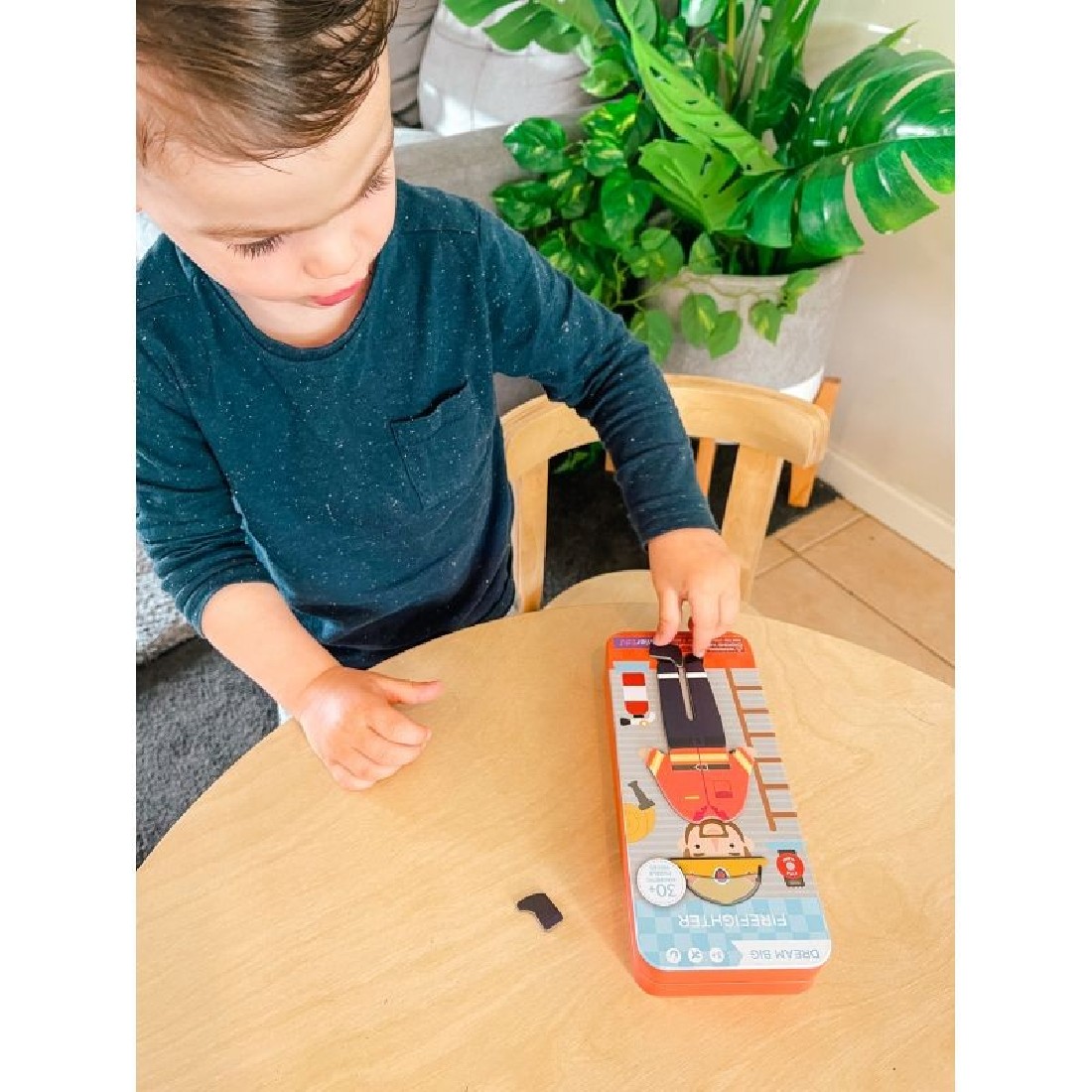 Μαγνητικό puzzle Firefighter 00085 Mier Edu.