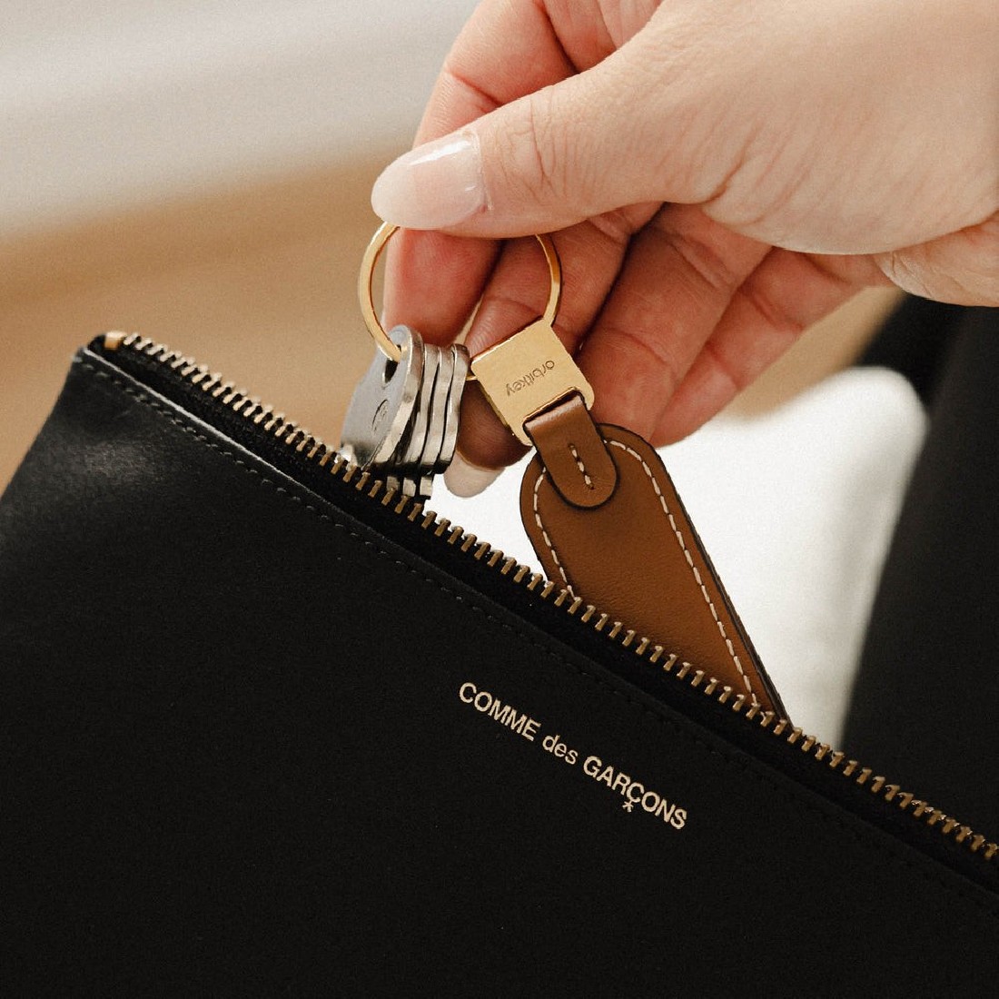 Orbitkey Loop Keychain Leather Caramel PLK1-CML-101