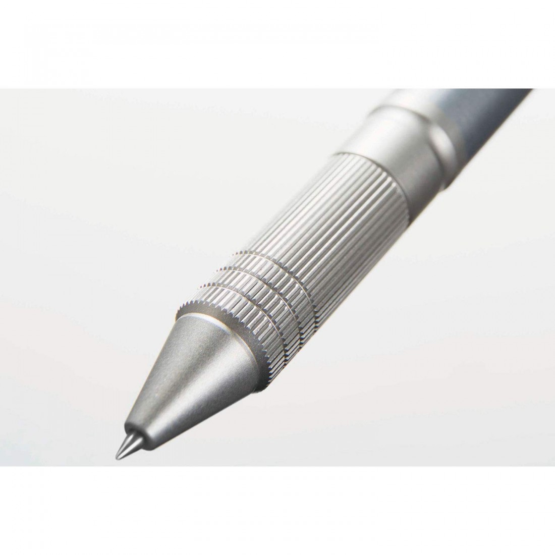 Uni Jetstream 4&1 Metal Edition, 0.5mm Ballpoint Pen (Black, Red, Blue, Green) and 0.5mm Mechanical Pencil, Gun Metallic (MSXE52000A05.43)