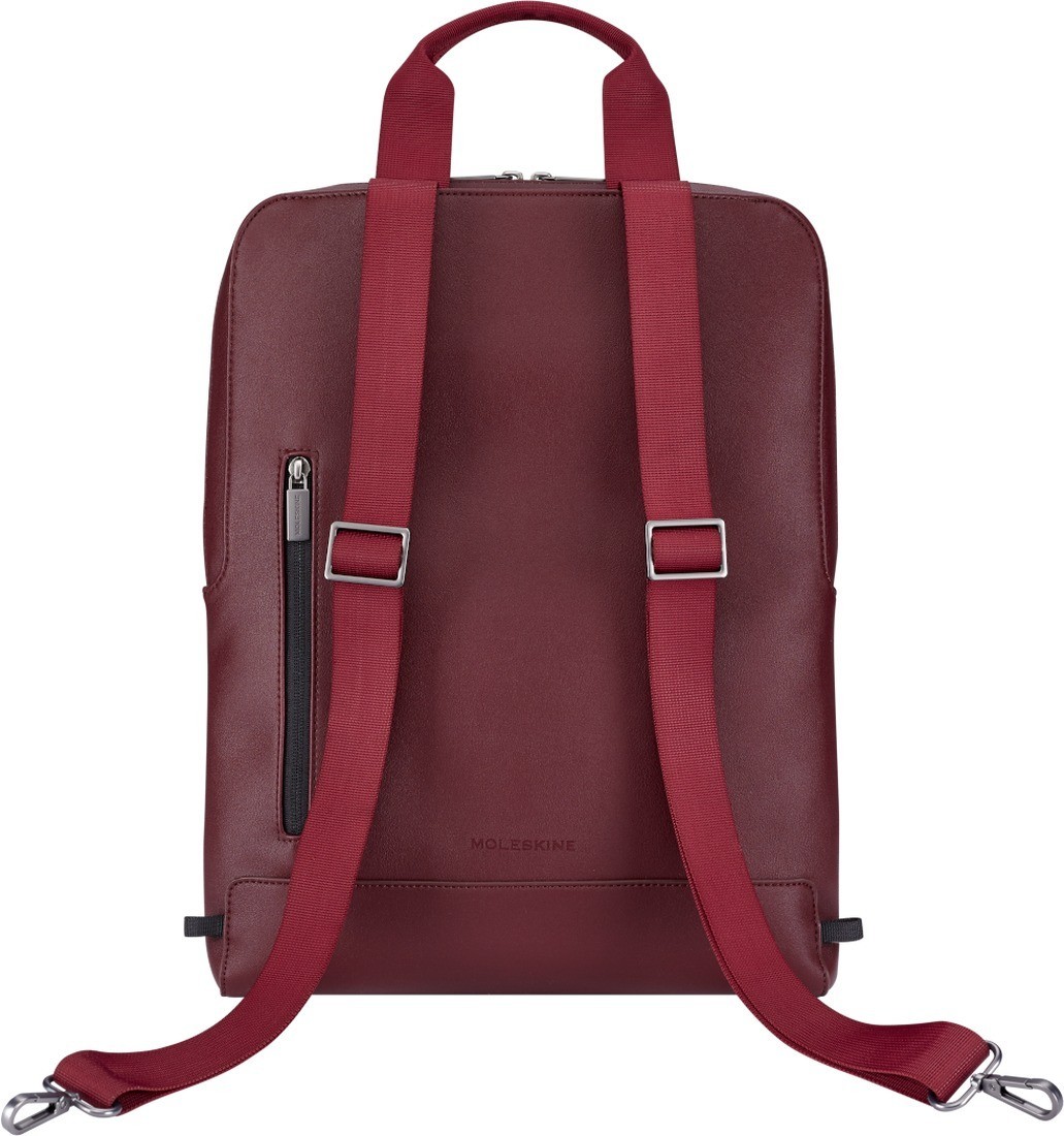 Moleskine Vertical Device Bag, 15inches, Classic Collection, Raspberry Red