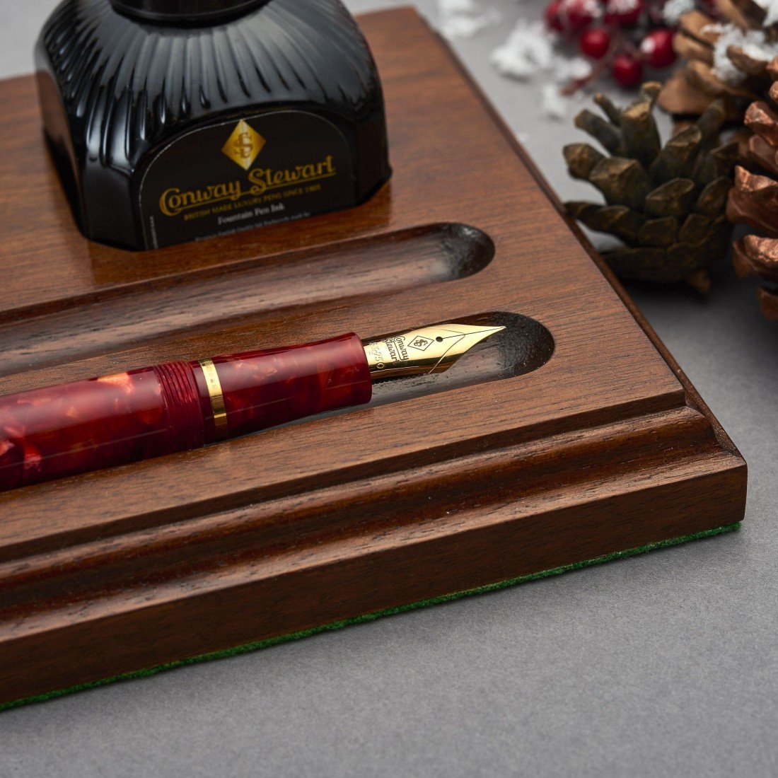 Conway Stewart Winston Cherry Red Limited Edition Special Nib Fountain Pen