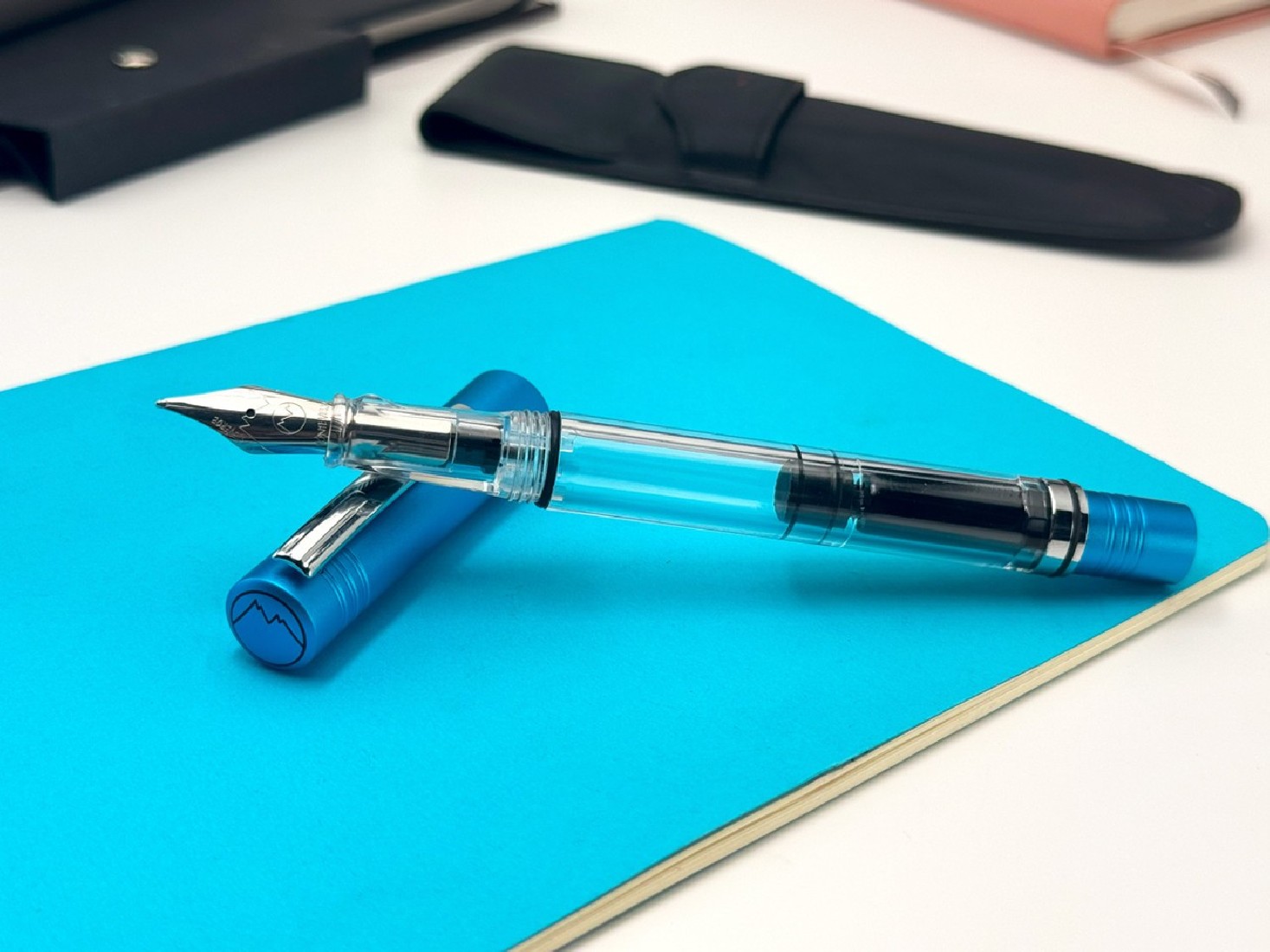 Monteverde USA MP1 Collectible Lock-It Piston Technology Fountain Pen Bright blue MV32112