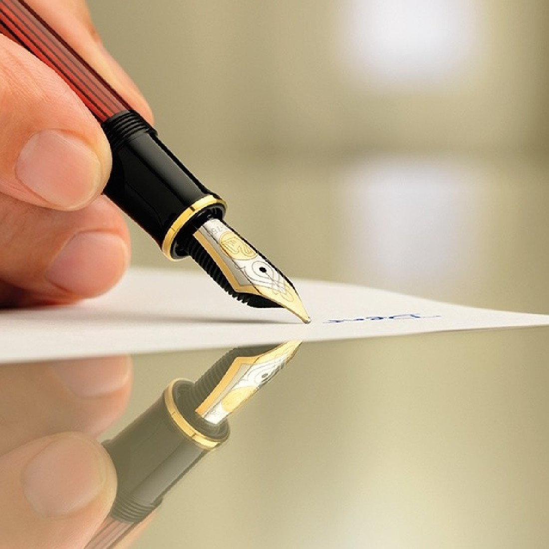 Pelikan Souveran M600 Black Red Fountain Pen