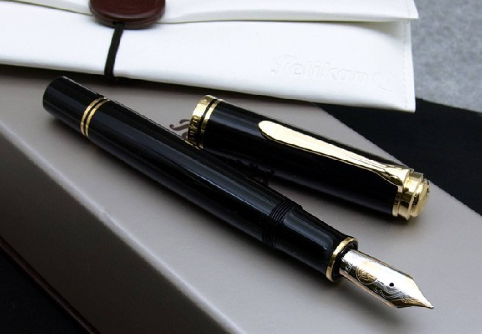 Pelikan Souveran M1000 Black  Fountain Pen