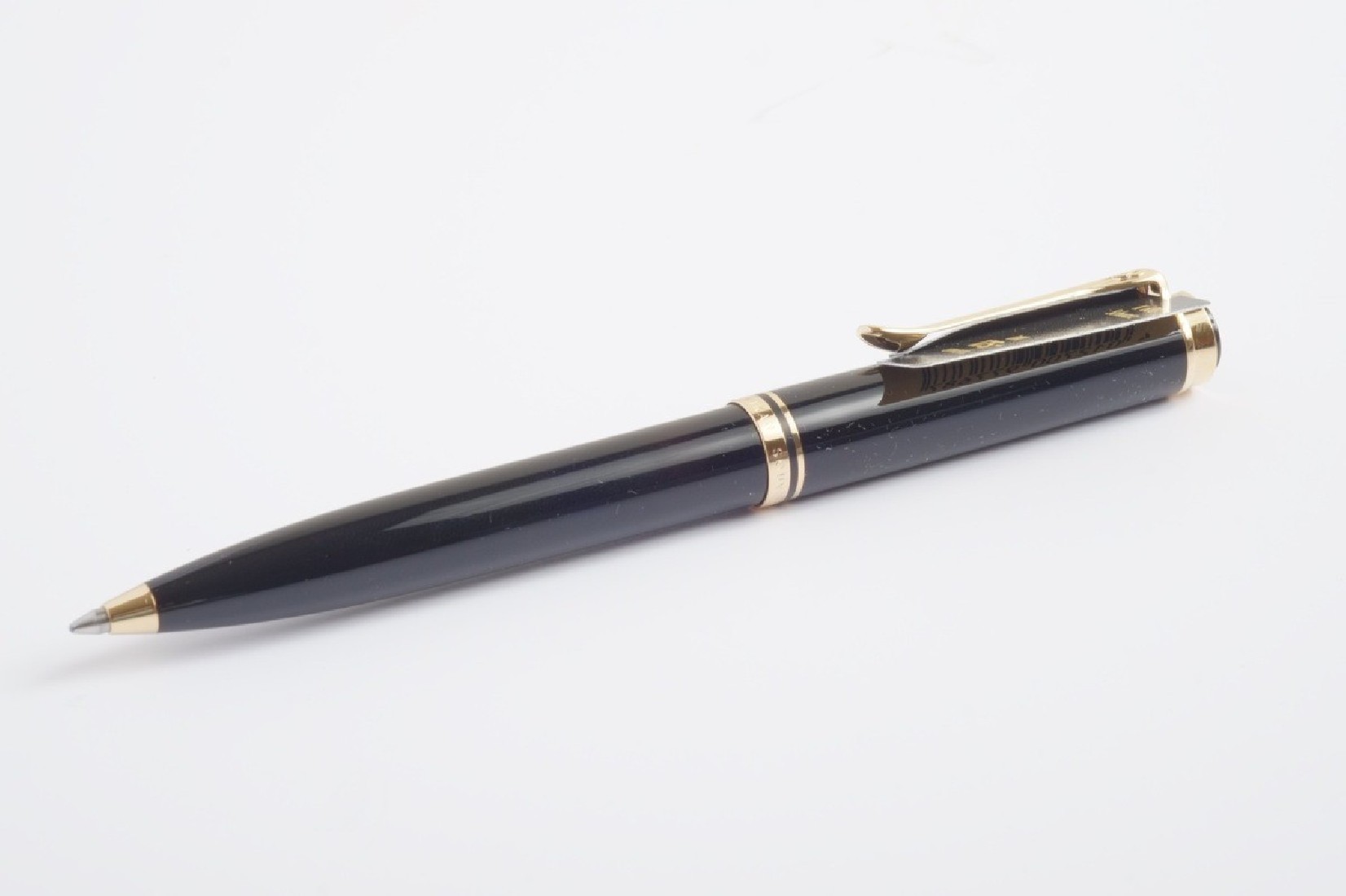 Pelikan K600 Black Ballpen