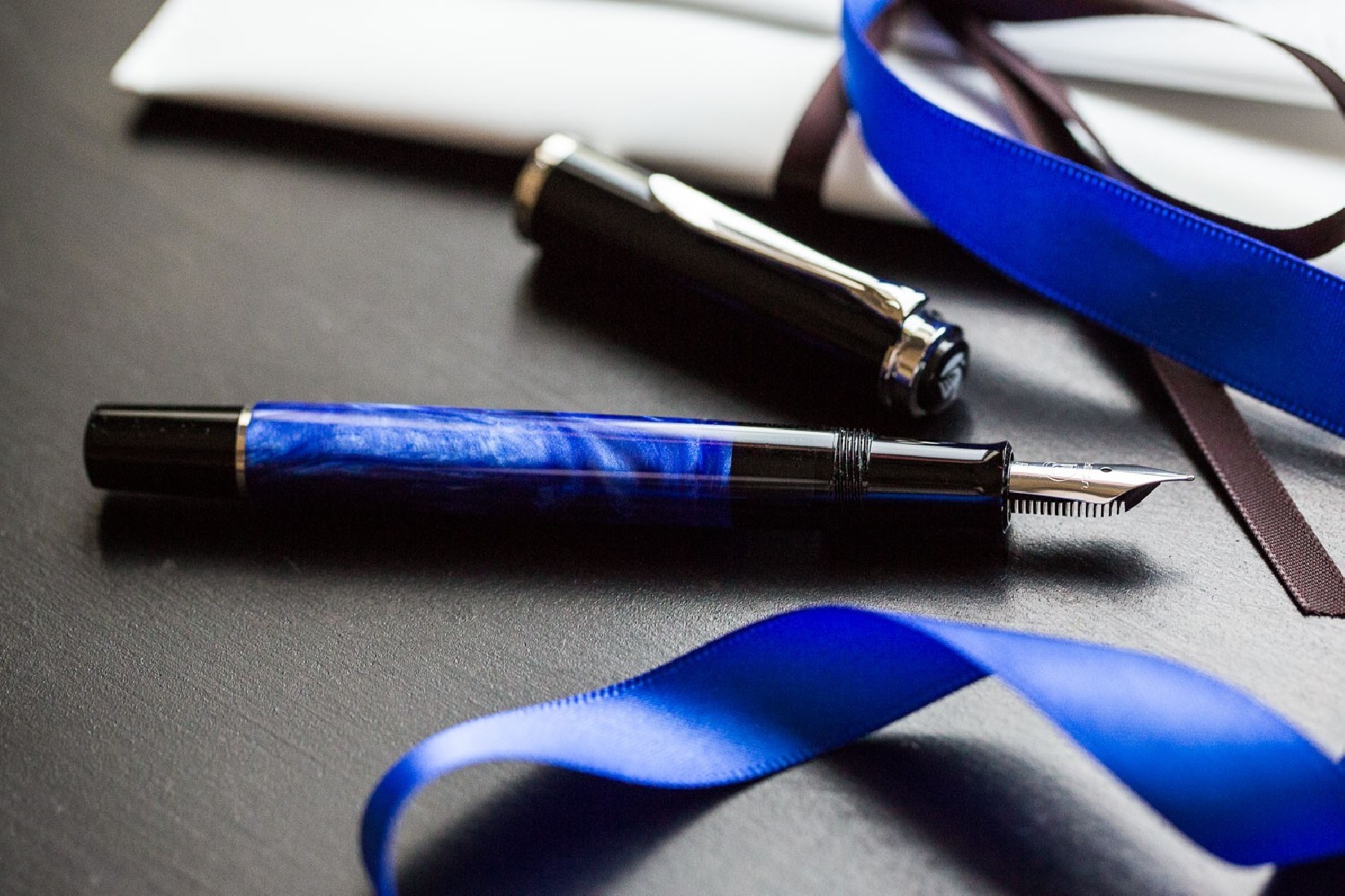 Pelikan M205 Blue Marbled Fountain Pen