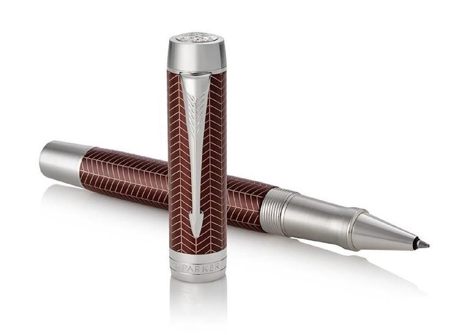 Parker Duofold Centennial Prestige Burgundy With Chevron Pattern PT 1945420 Rollerball