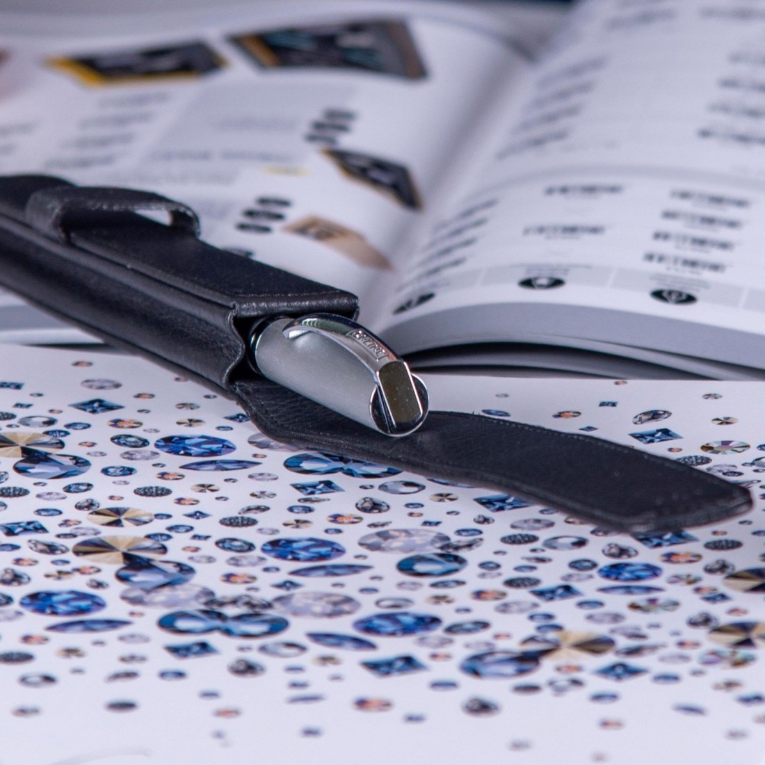 Leather flap case black  for 1 pen  ONLINE 90758