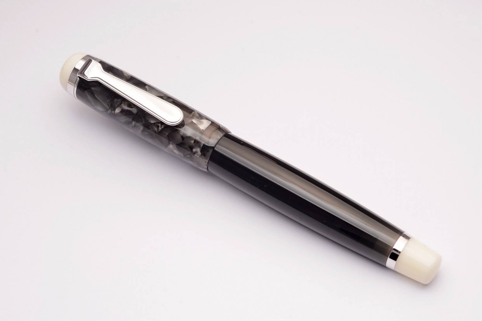 Opus 88 Omar Smoke Fountain Pen