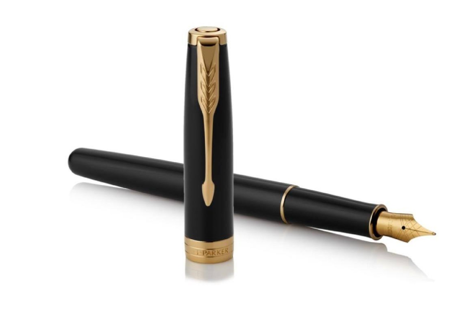 Parker Sonnet Black Lacquer - Gold Trim Steel Nib Fountain Pen
