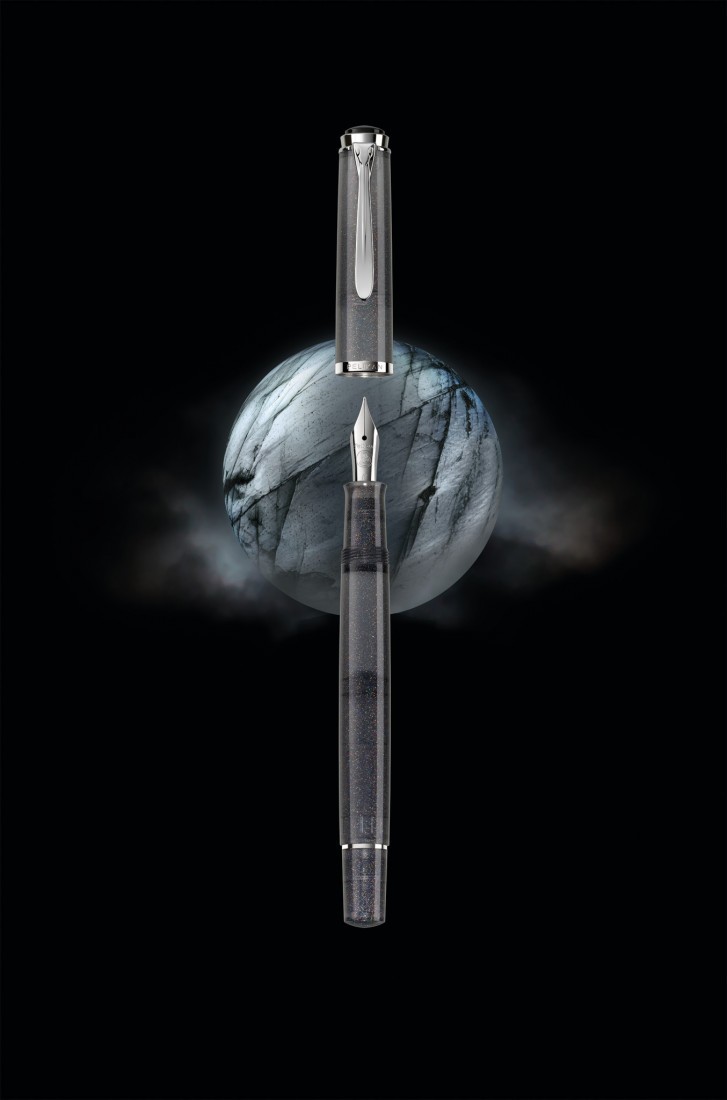 Pelikan Souveran M205 Moonstone Special Edition Fountain Pen