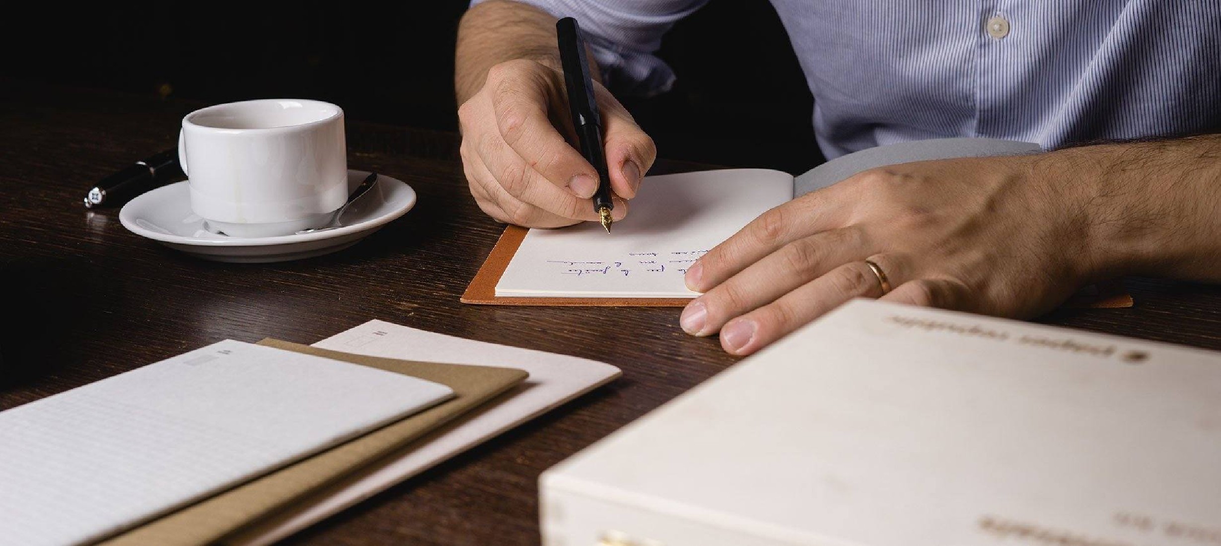 Paper Republic 2 x notebooks (xl) plain