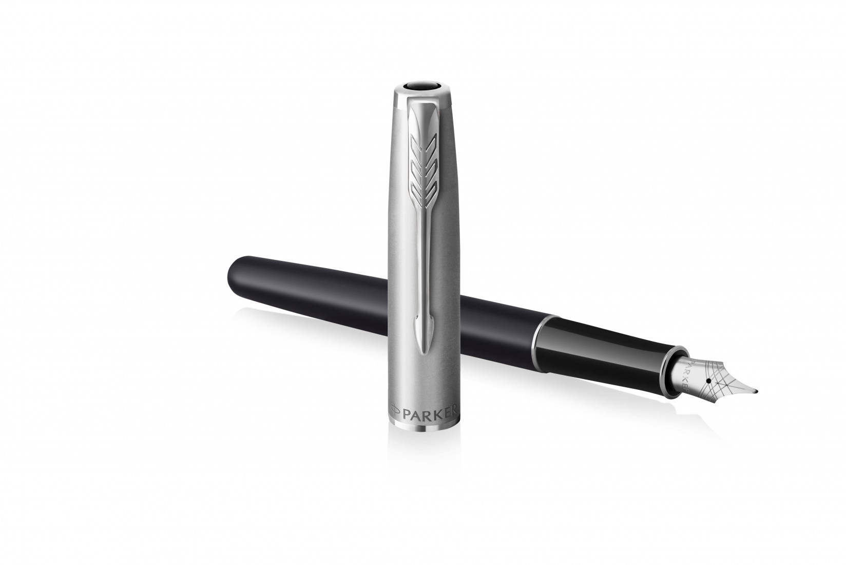 Parker Sonnet 2021 Essential black fountain pen