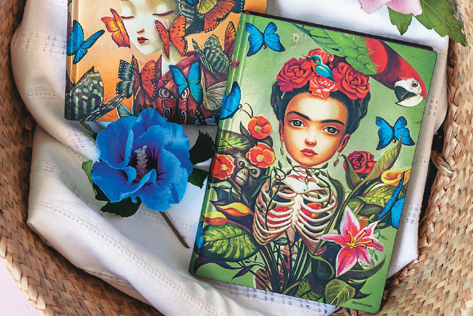 Notebook Flexis Esprit De Lacombe Frida Midi Lined 13x18 Paperblanks