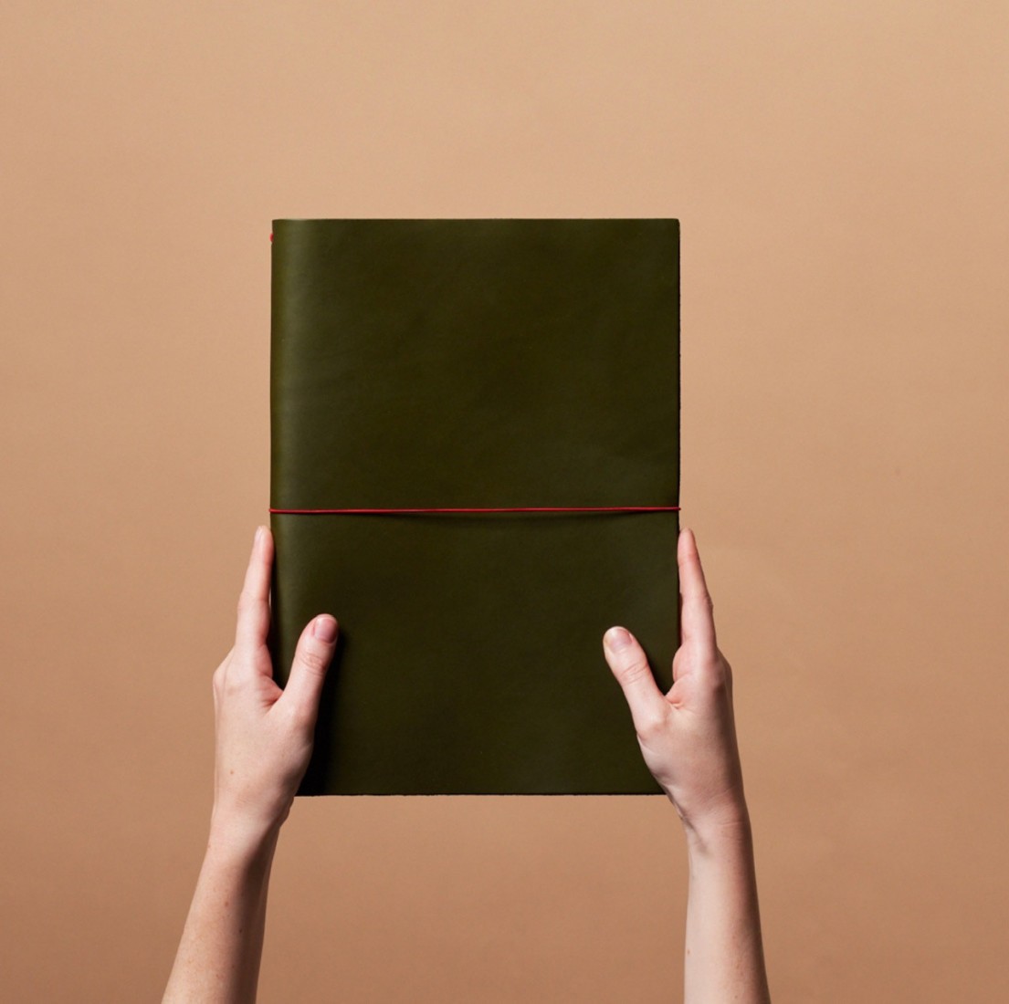 Paper Republic grand voyageur A4  olive green leather journal