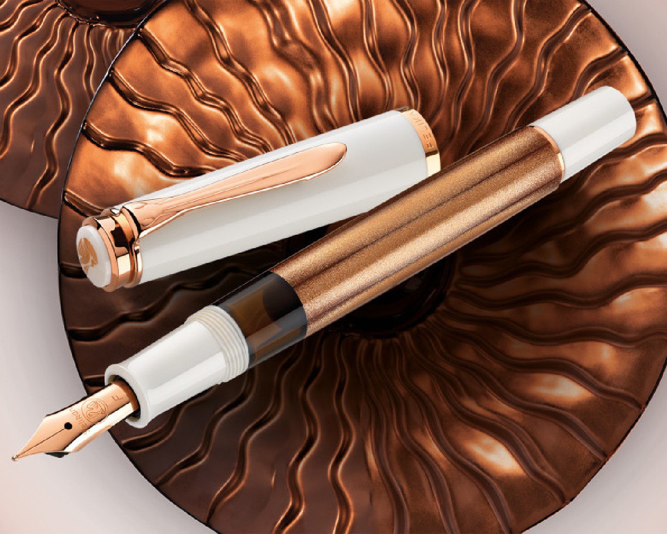 Pelikan Classic M200  Copper Rose Gold Fountain Pen