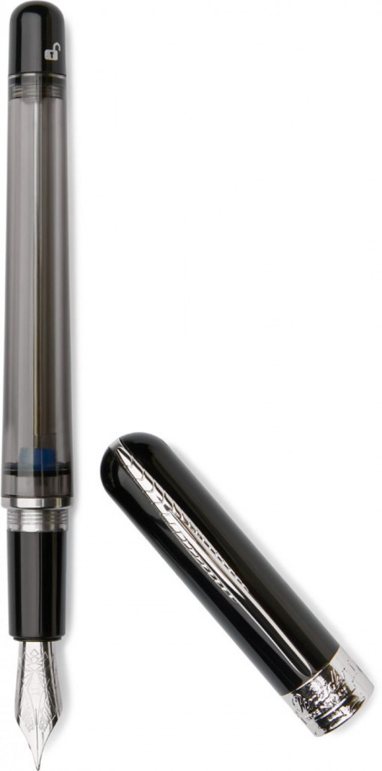 Pineider Avatar Touch down Graphene black fountain pen