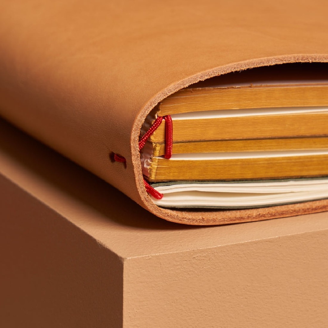 Paper Republic grand voyageur A4  sand leather journal