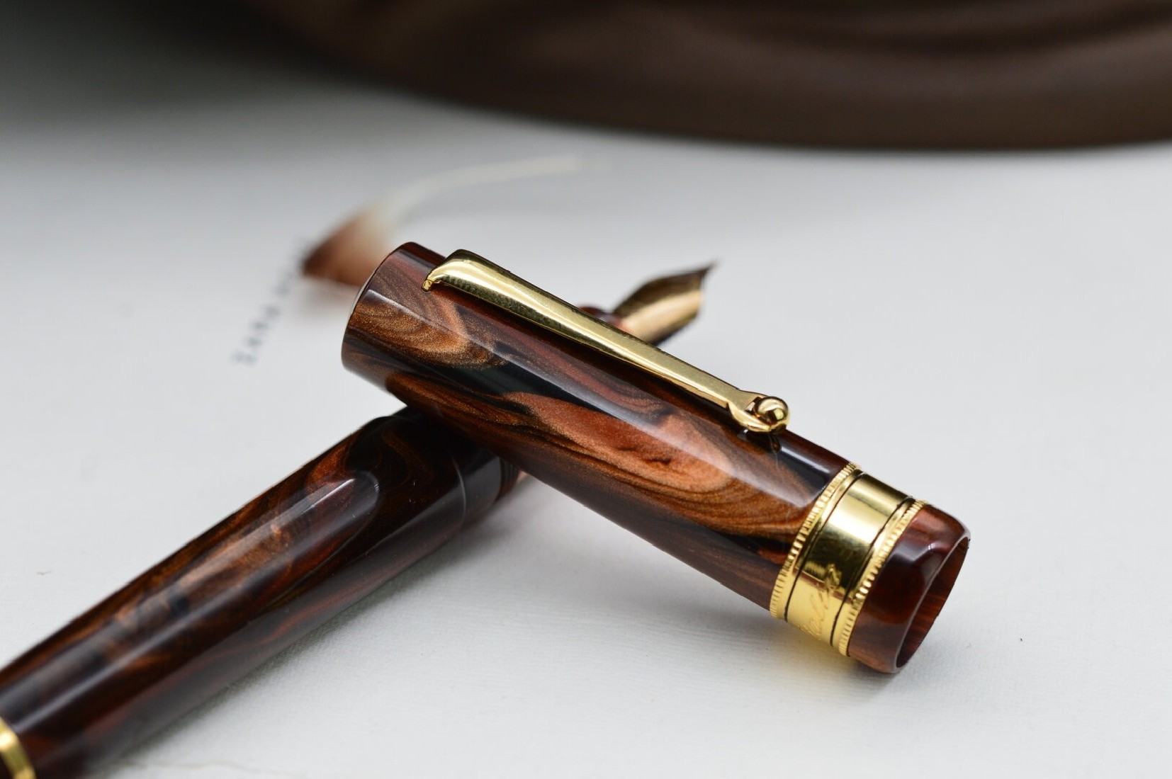 Santini Italia Libra Rosewood GP  piston filler pen with ebonite feeder superflexy nib 14k
