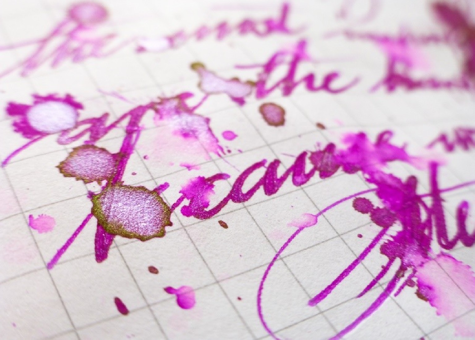 Diamine 50ml Magenta Flash Fountain pen shimmer ink bottle
