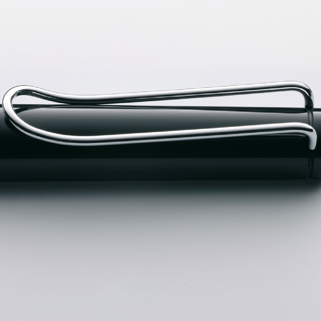 Lamy Safari Shiny Black Fountain Pen 019