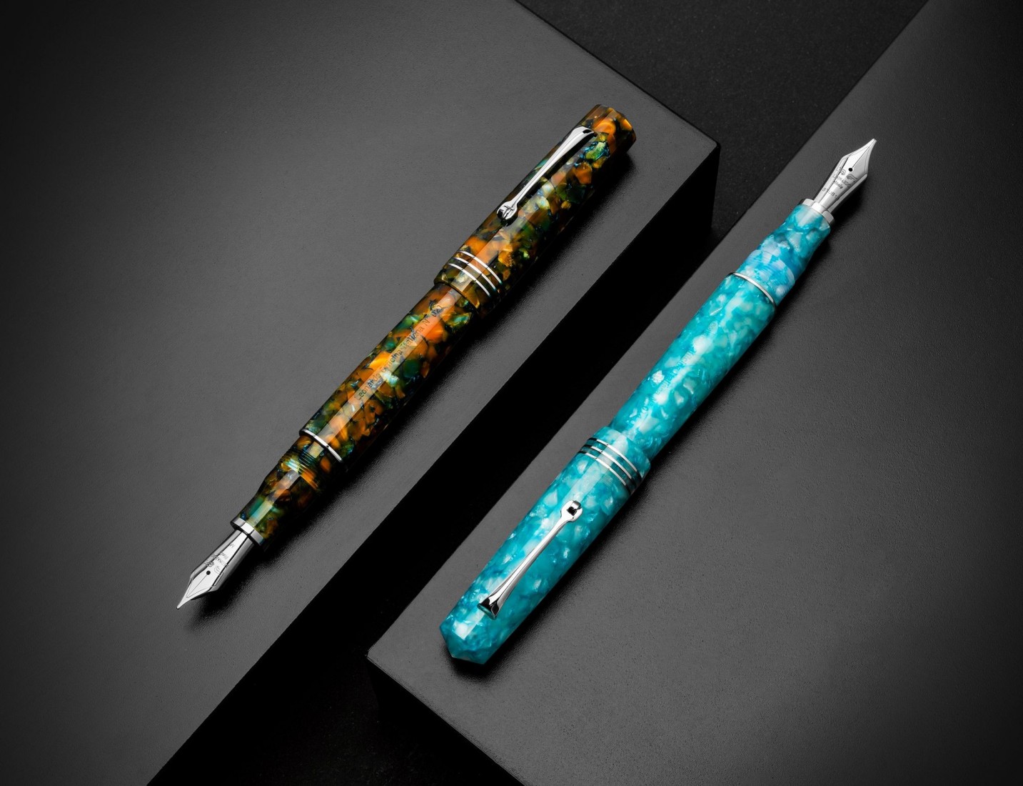 Leonardo Officina Italiana Momento Zero Blue  Fiordacqua Grande Fountain pen
