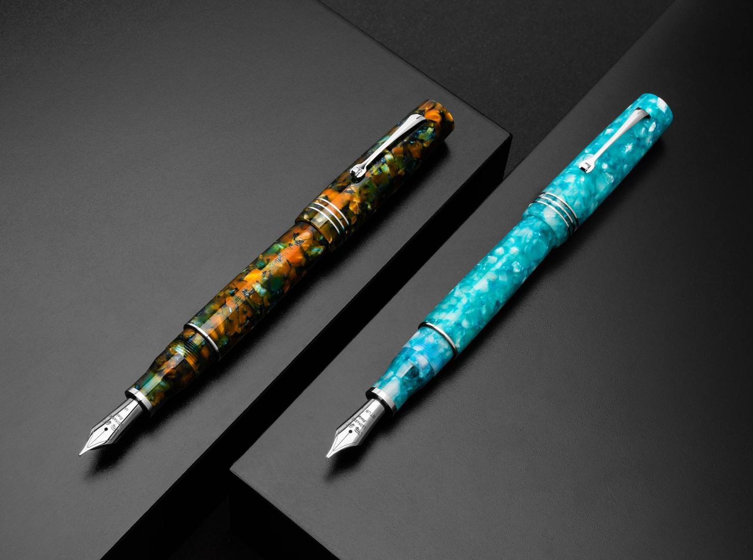 Leonardo Officina Italiana Momento Zero Blue  Fiordacqua Grande Fountain pen