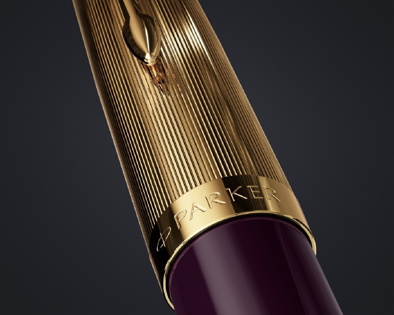 PARKER 51 DELUXE PLUM RESIN GOLD TRIM BALLPOINT PEN