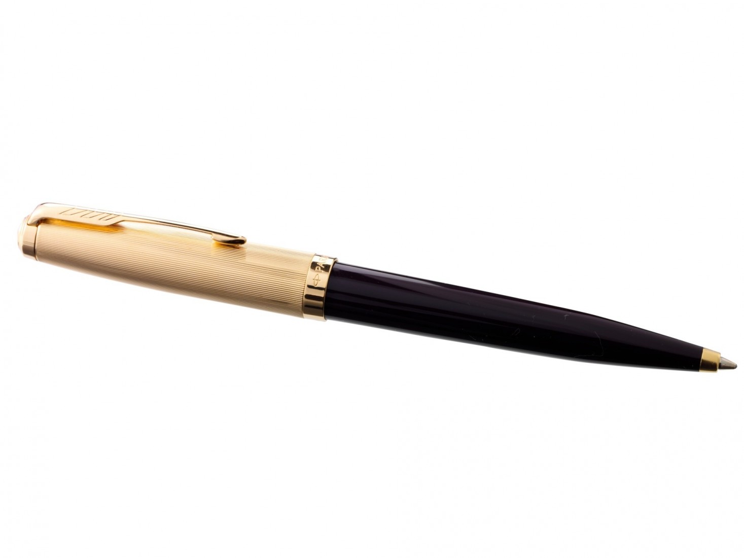 PARKER 51 DELUXE PLUM RESIN GOLD TRIM BALLPOINT PEN