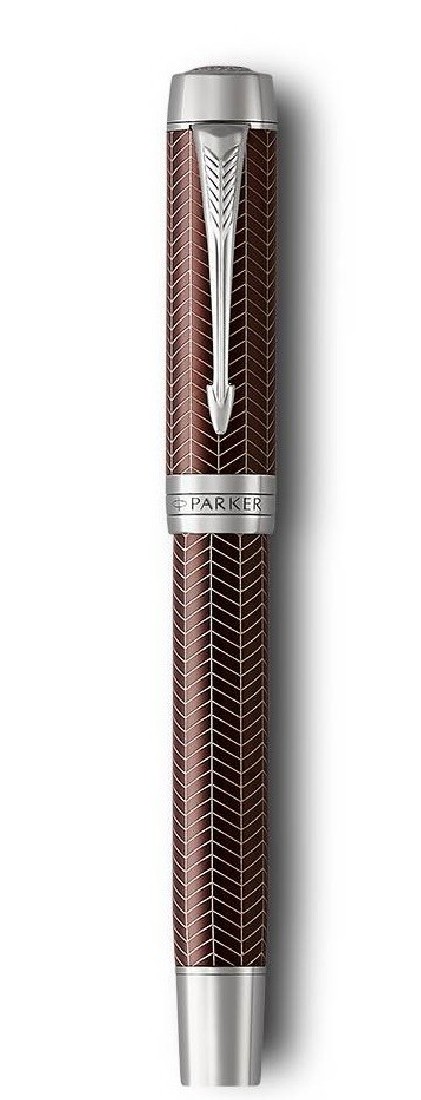 Parker Duofold Centennial Prestige Burgundy With Chevron Pattern PT 1945417 Fountain Pen