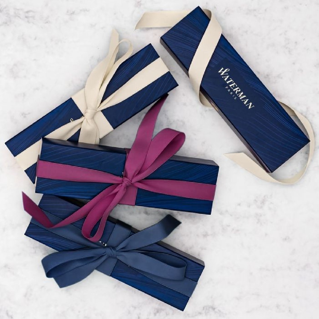 Waterman Allure Deluxe White Fountain pen