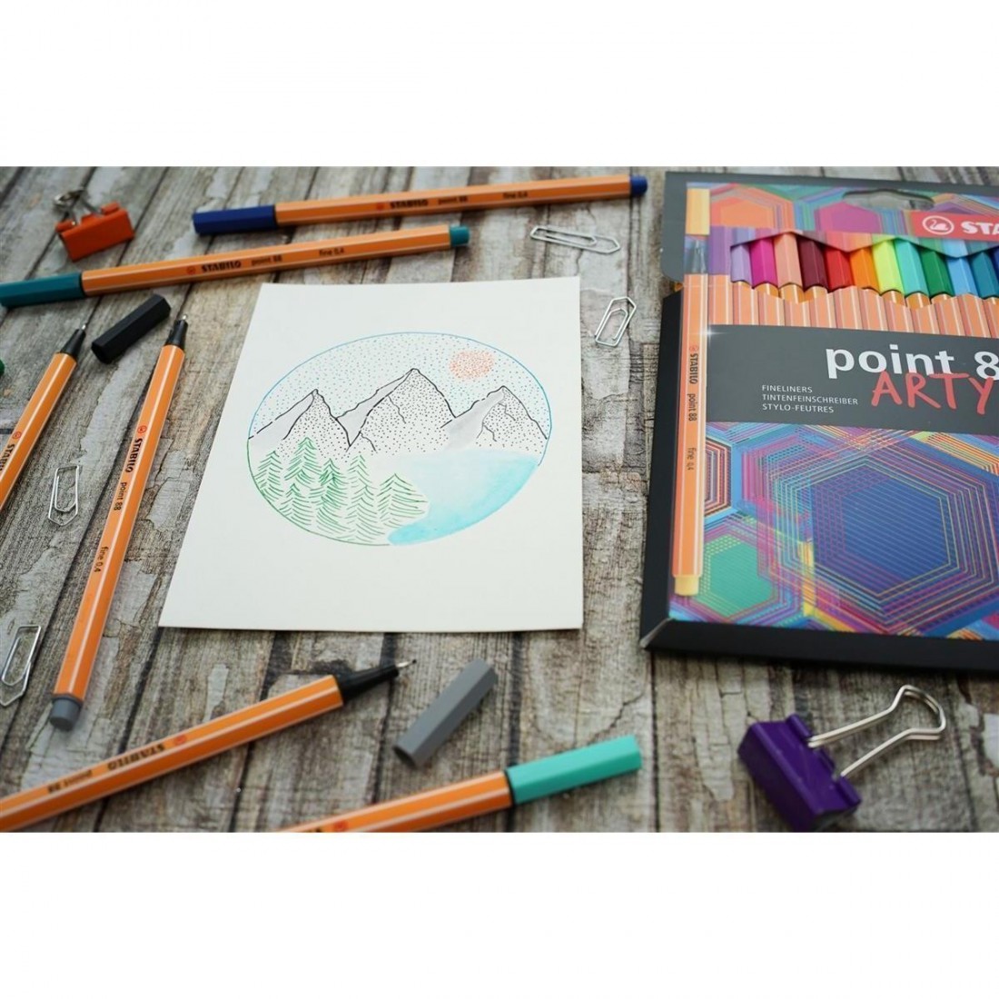 Μαρκαδόροι λεπτής γραφής 18 τμχ 8818 arty set Stabilo